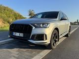 Audi Q7 55 TFSI quattro tiptronic S line S line - Audi Q7: Silber