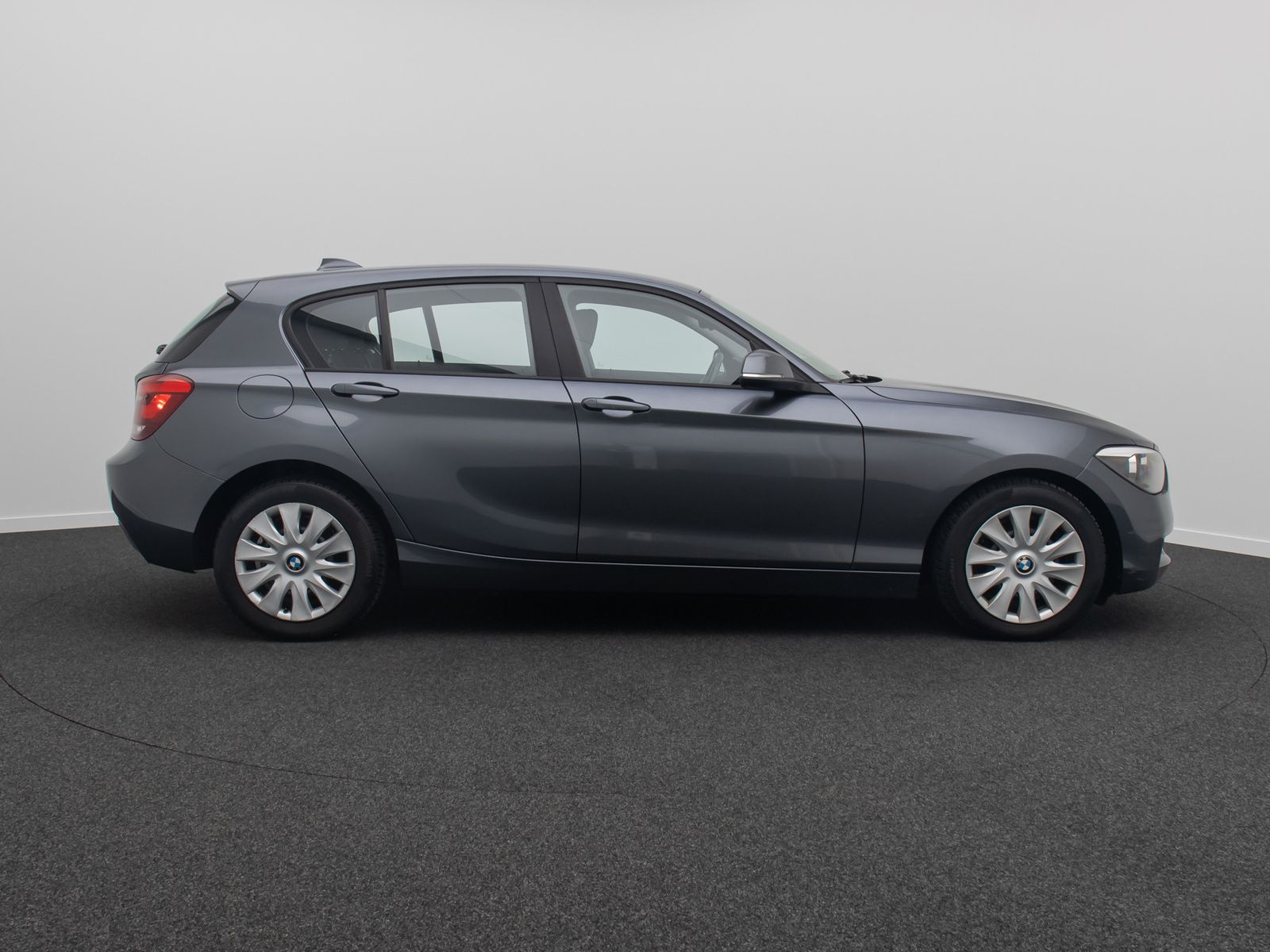 Fahrzeugabbildung BMW 116d Advantage Plus PDC Multilenkrad Sitzheizung