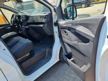 Renault Trafic - 6