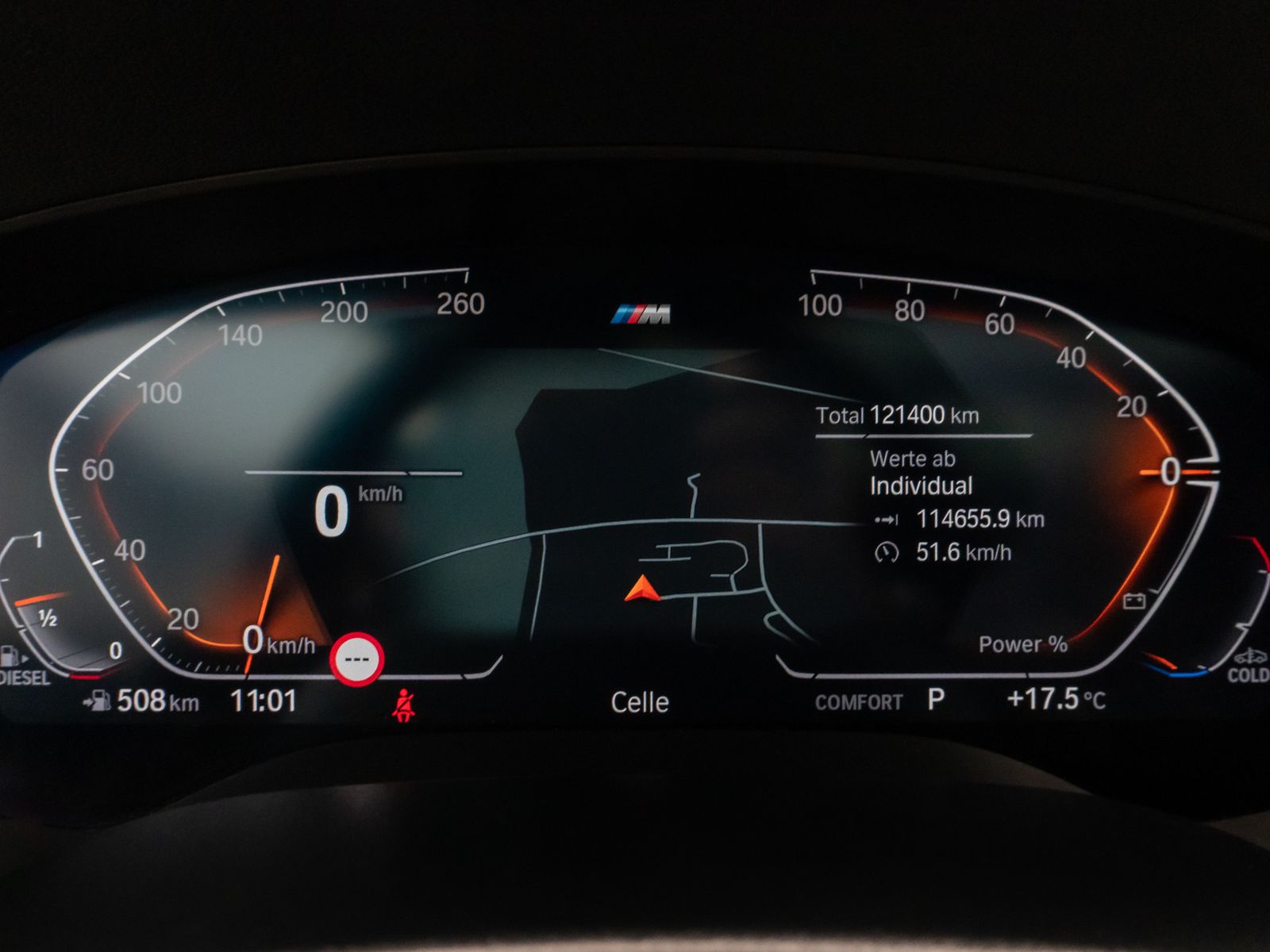 Fahrzeugabbildung BMW 530d M Sport Panorama Kamera Laser HUD DAB H/K