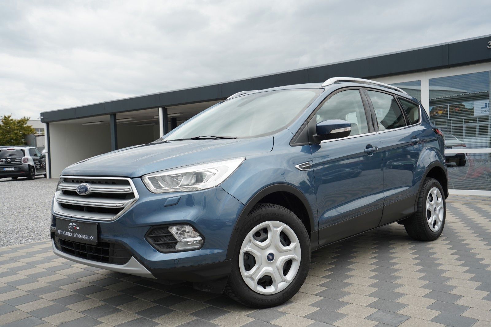 Ford Kuga Cool & Connect 1.5*Automatik*AHK*Navi*SHZ*