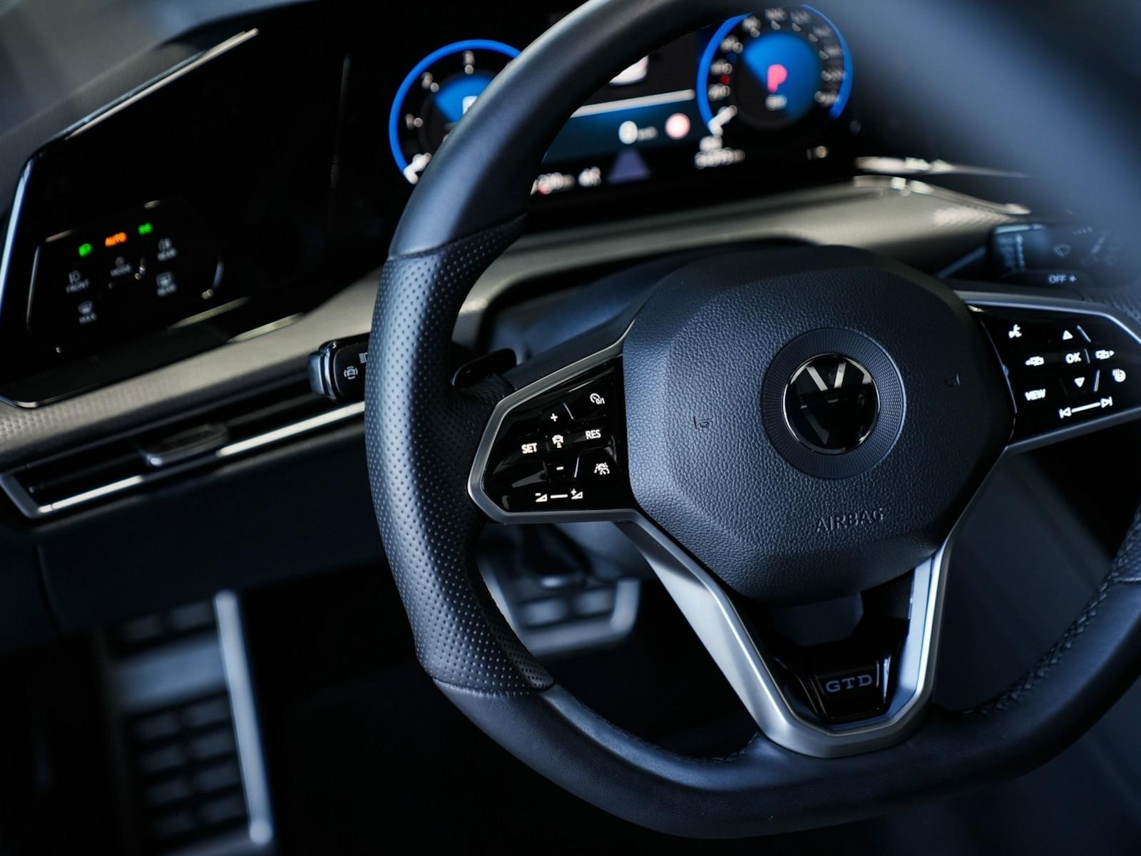Volkswagen Golf 2.0 TDI GTD 19LM Panorama Matrix Harman, миниатюра 15