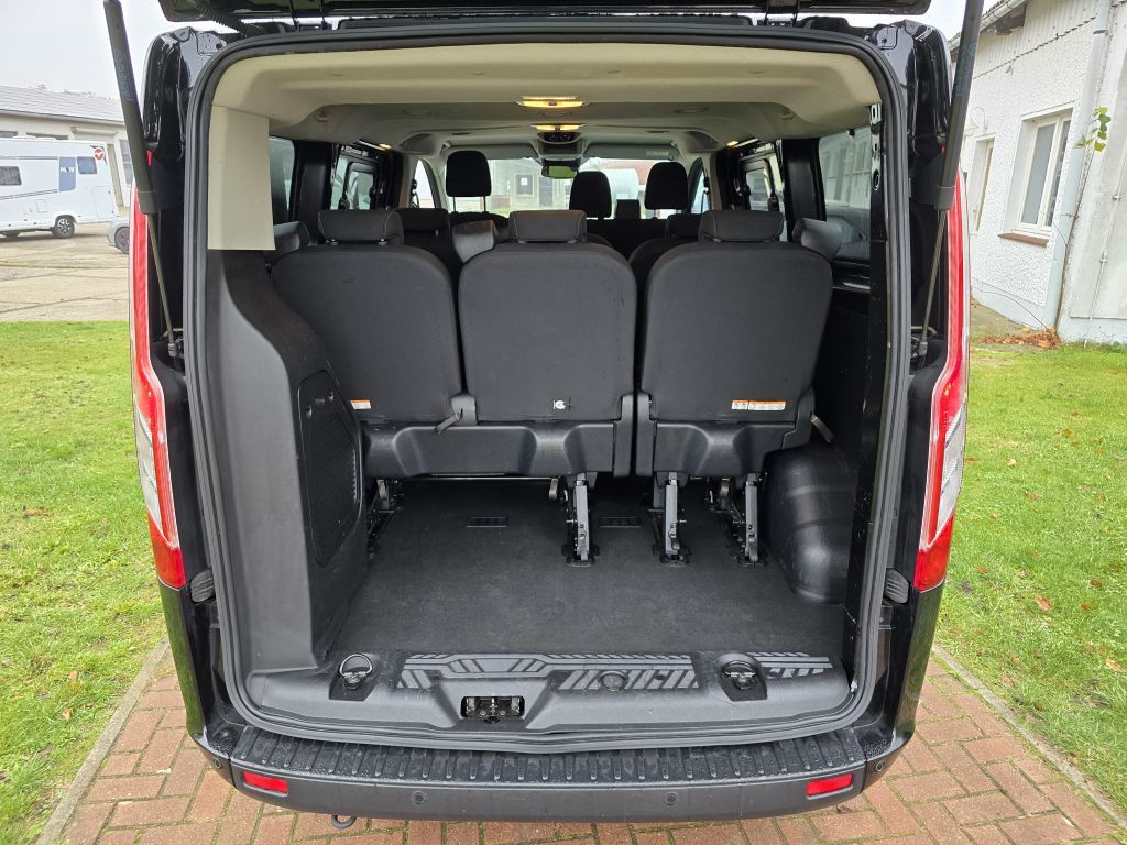 Fahrzeugabbildung Ford Transit Custom Trend 320 L1 Aut.+9-Sitzer+Kamera
