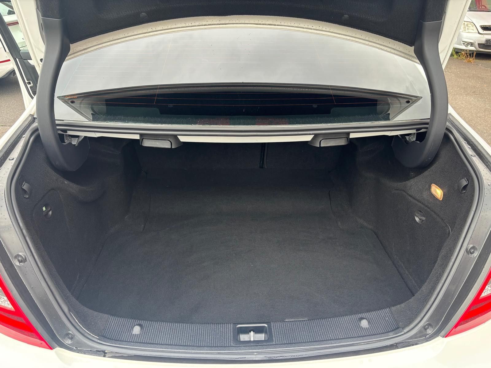 Fahrzeugabbildung Mercedes-Benz C 350 CDI Limo Aut. AMG Line-NAV-XENON-PANORAMA-