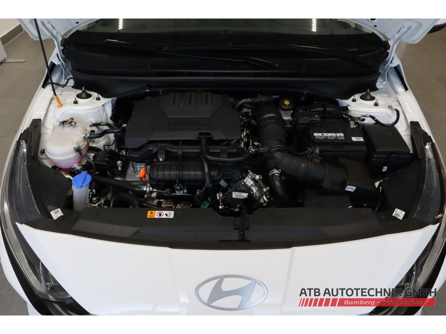 Fahrzeugabbildung Hyundai i20 Trend 1.0 T-Gdi 48V iMT Komfortpaket Navi SH