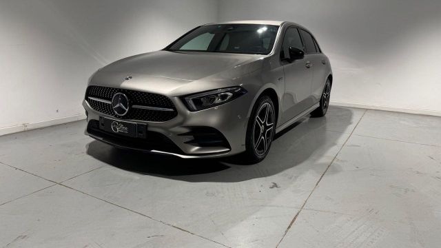 Mercedes-Benz A 250 e phev (eq-power) Premium au