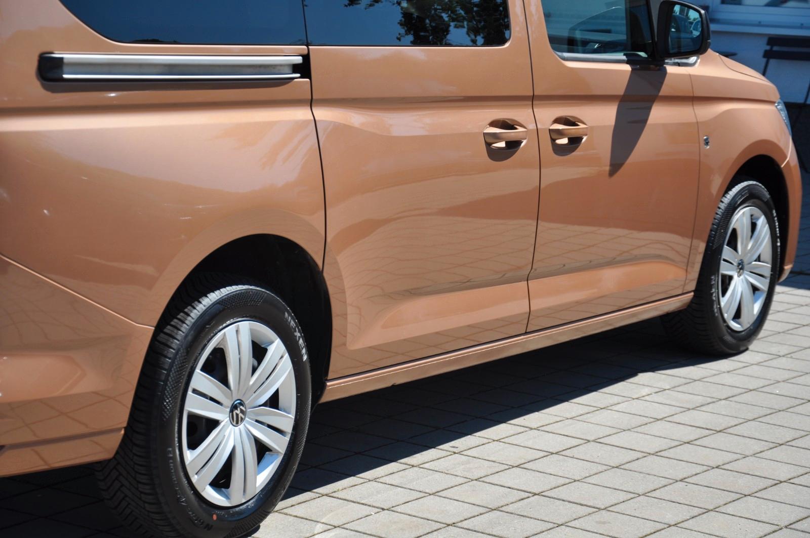 Volkswagen Caddy Maxi 1.5 TSI LED-APPLE-7 SITZER