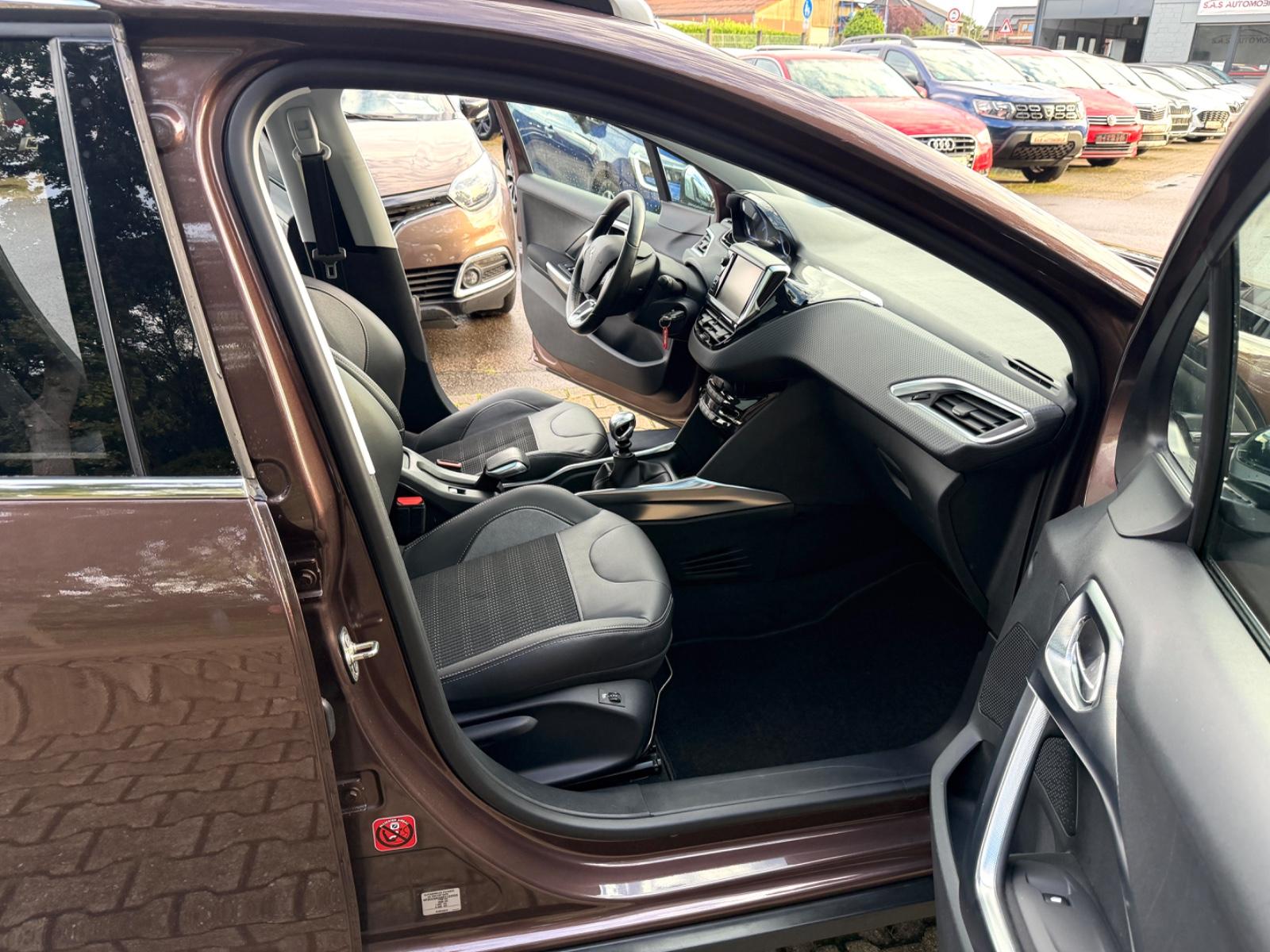 Peugeot 2008 Allure / Zahnriemen Neu/ Scheckheftgepflegt