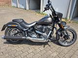 Harley-Davidson SPORT GLIDE 107 FLSB Jekill & Hide - Harley-Davidson Motorräder in Herne