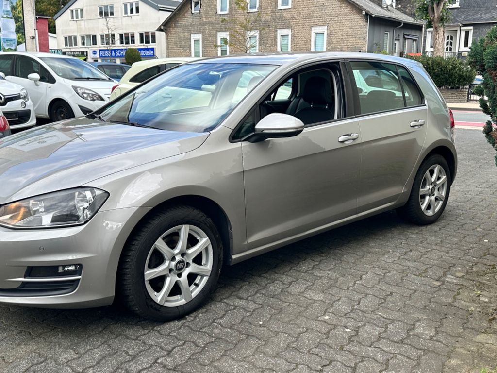 Image of Volkswagen Golf
