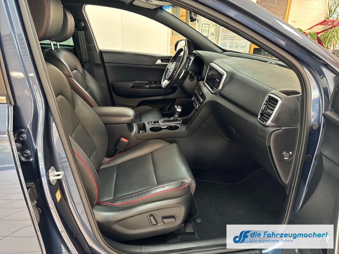 Fahrzeugabbildung Kia Sportage GT Line 4WD 2.0 CRDi Mild Hybrid EU6d-T