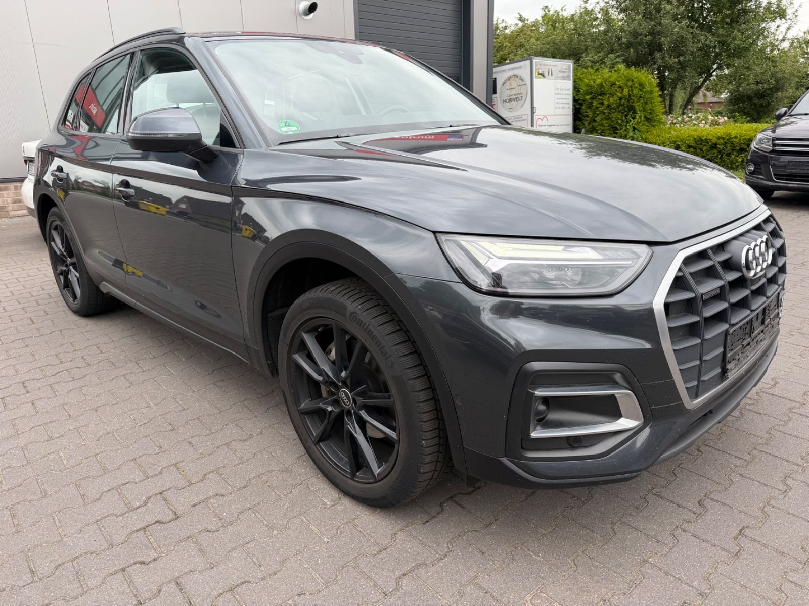 AUDI Q5 40 TDI SLINE quattro VCockpit 360° AHK STANDH
