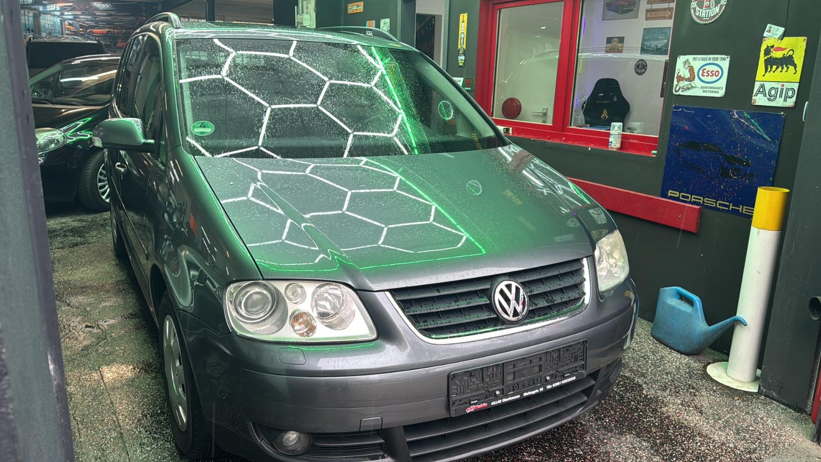 Volkswagen Touran Trendline 7Sitzer