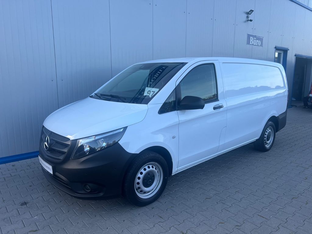 Image of Mercedes-Benz Vito