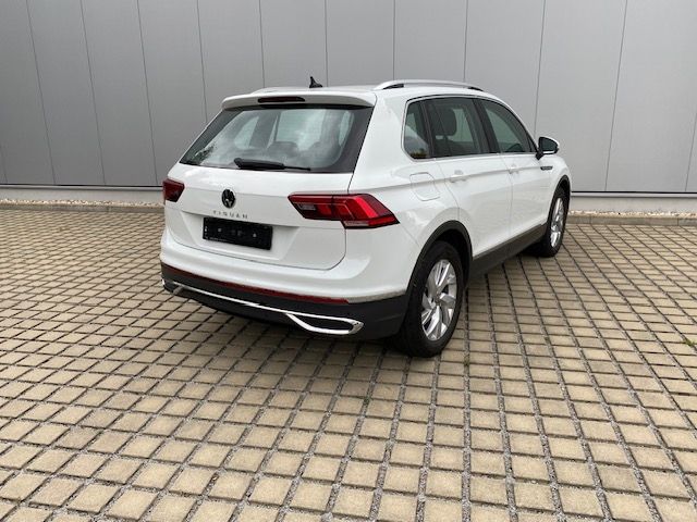 Tiguan 2.0 TDI Elegance AHK/18-ZOLL/MATRIX/NAVI+