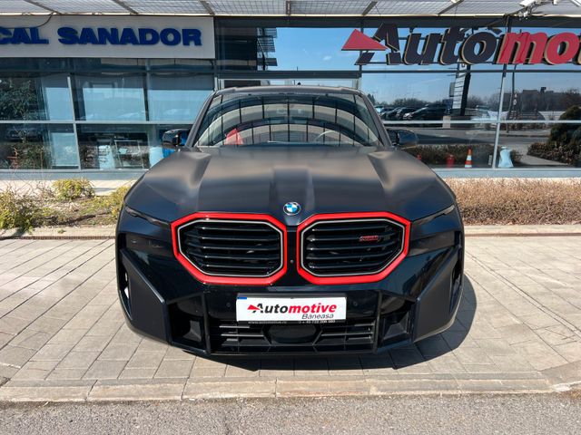 BMW XM Label Red