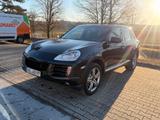 Porsche Cayenne S 4.8 Verstärkter Motor  - Porsche: Motor
