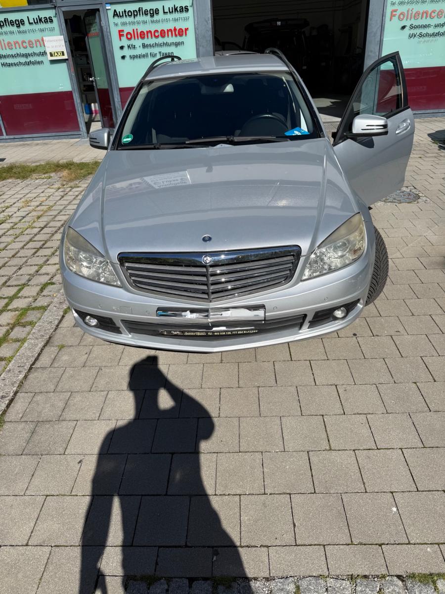 Mercedes-Benz C220 2010 — photo 8