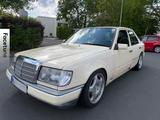 Mercedes-Benz Mercedes W124 250D Oldtimer/Erste Hand/Tau... - Mercedes-Benz 250 in Hannover