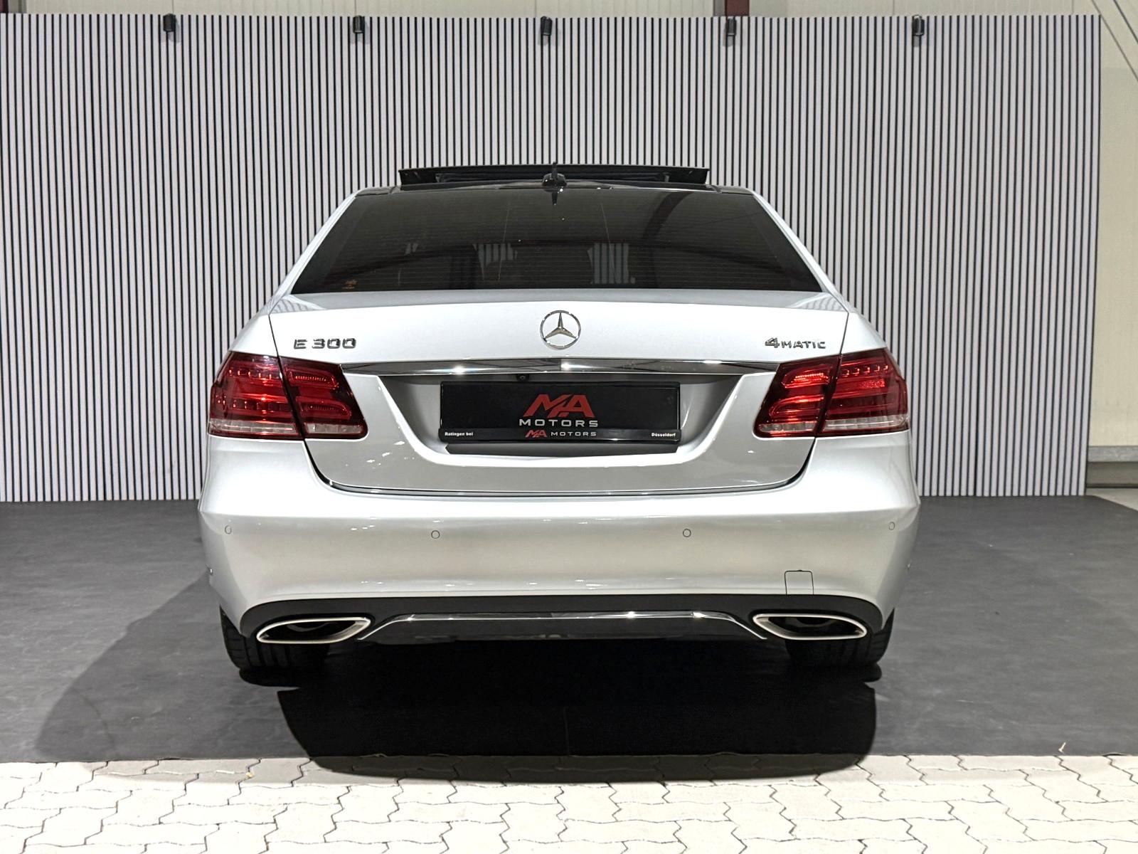 Mercedes-Benz E 300 Limousine E 300 CGI BlueEfficiency 4Matic