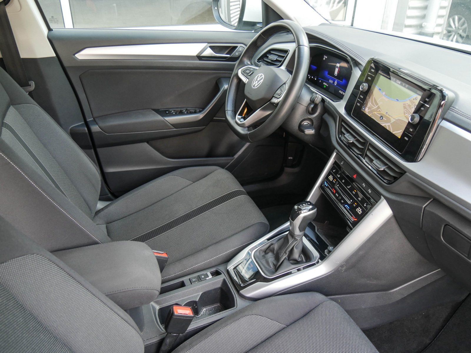 Volkswagen T-Roc - Bild 4