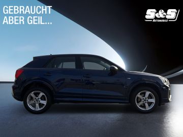 Audi Q2 35 TFSI S-LIne KAMERALEDTEMPOMAT