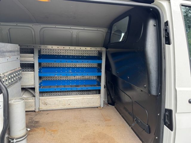 Fahrzeugabbildung Volkswagen T5 Transporter Kasten KR 2,0 TDI KLIMA