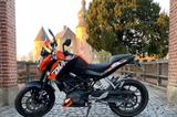 KTM Duke 125 - KTM 125