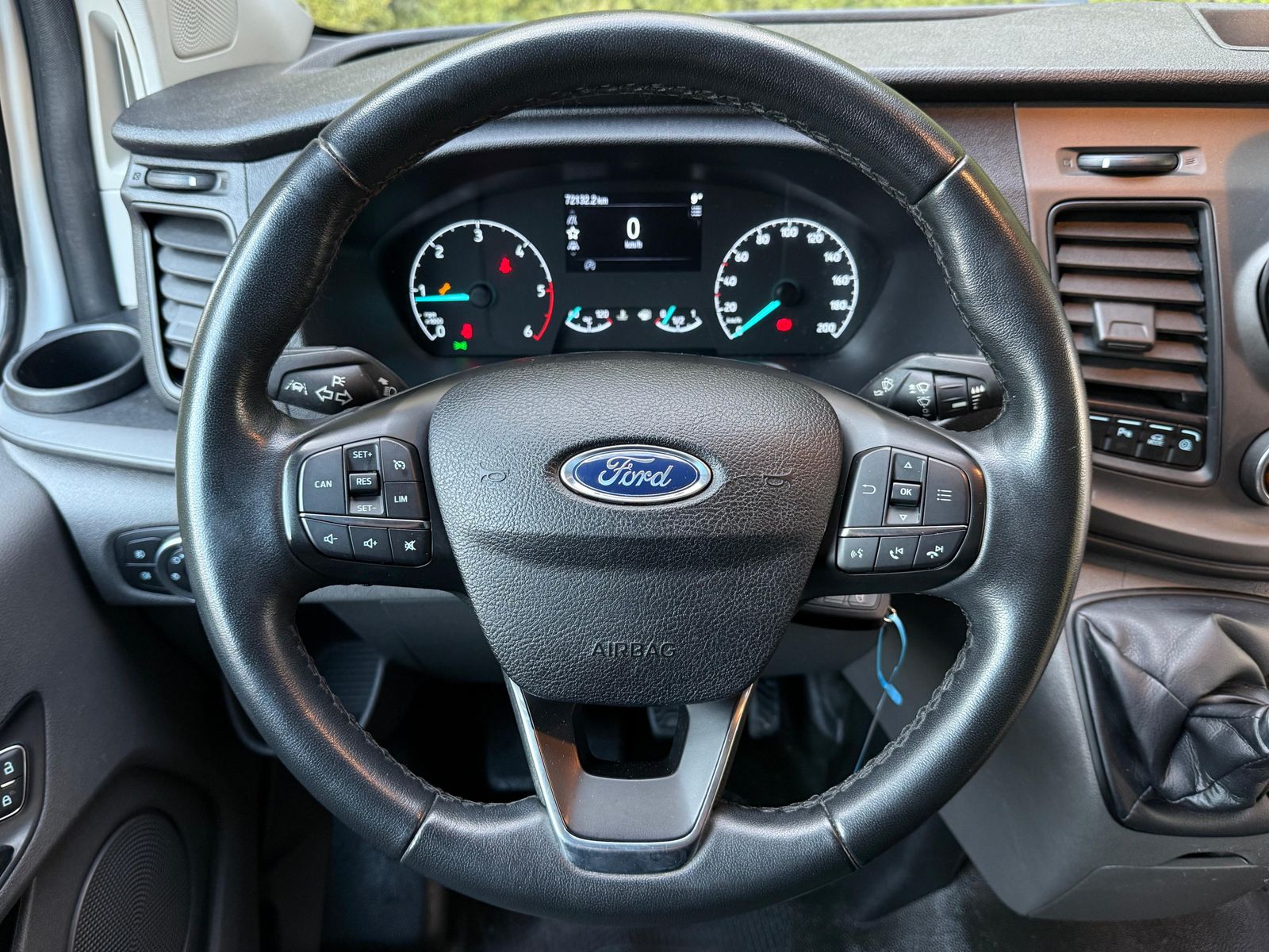 Fahrzeugabbildung Ford Transit Custom 300 L2 3Si+NAVI+SHZ+KAM+DAB+SYNC3