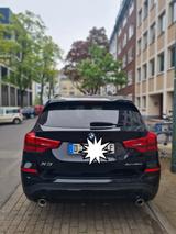 BMW X3 xDrive30e ADVANTAGE + Garantie, HeadUp & AHK  - BMW X3 ADVANTAGE mit Hybrid-Antrieb (Benzin/Elektro)