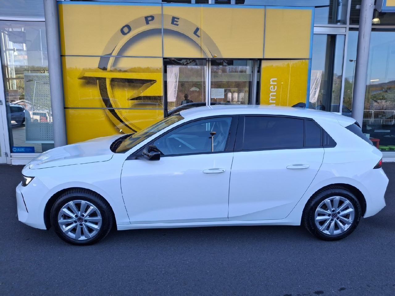 Opel Astra EditionKomfort CDi ACA NAVi LED SHz+LeHz P