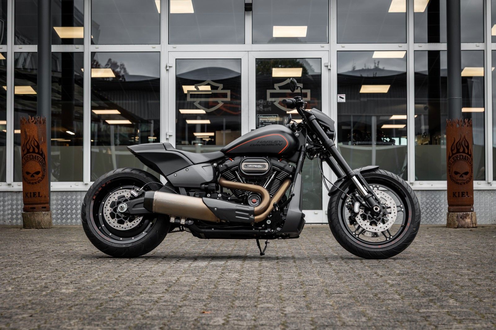 Fahrzeugabbildung Harley-Davidson FXDR 114 CUI - SCREAMIN' EAGLE