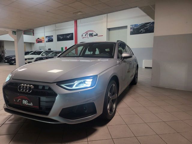 Audi A4 Avant 35 TDI/163 CV S tronic