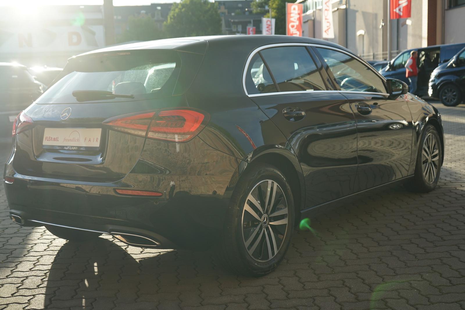 Mercedes-Benz 180 A180 Progressive LED Navi PDC Tempomat Teilleder, миниатюра 5