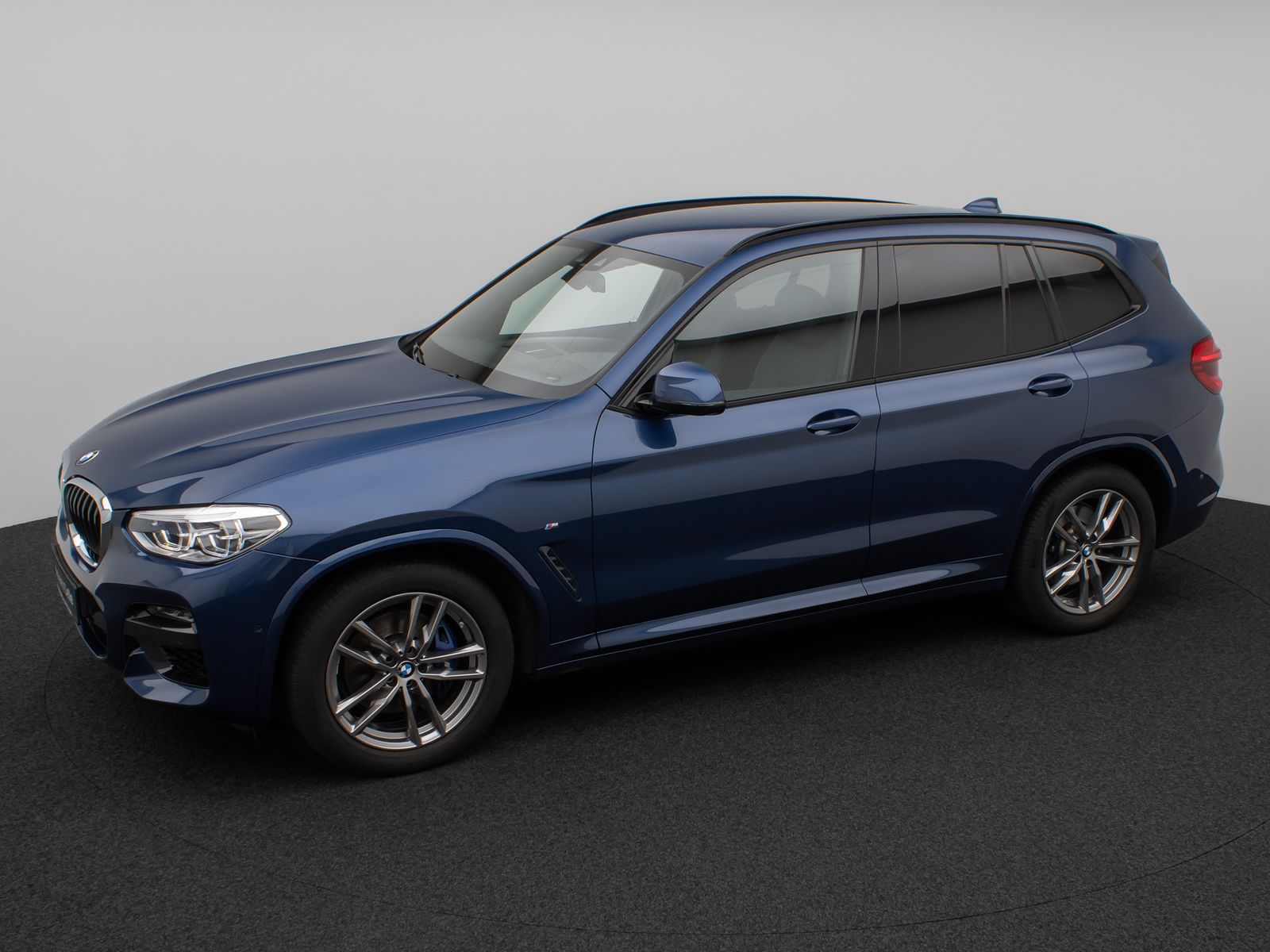 Fahrzeugabbildung BMW X3 xD30d M Sport HUD Kamera DAB Alarm AHK 19Zoll