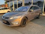 Ford Mondeo Turnier Titanium*AHK*Navi*KeyLessGo - Ford Mondeo aus 2012: Titanium