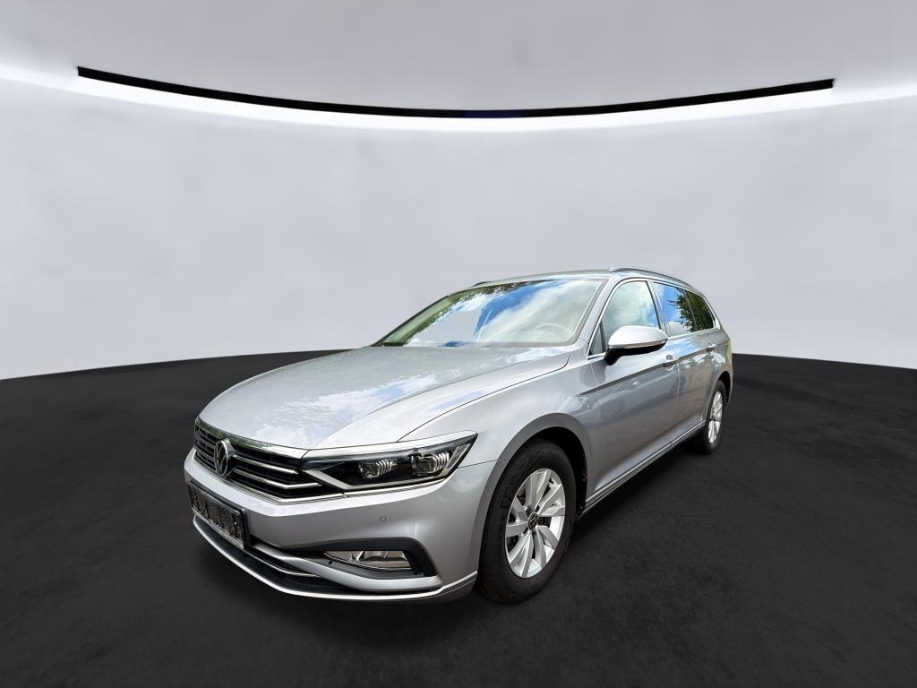 Volkswagen Passat Variant Business 20 TDI DSG AHKMatrix 2022