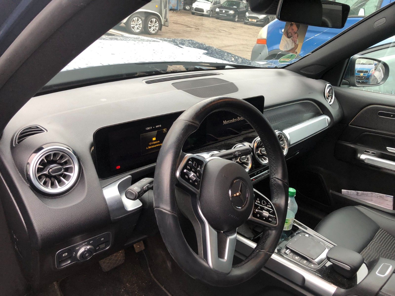 Fahrzeugabbildung Mercedes-Benz GLB 200 GLB GLB 200 d 4Matic Unfallschaden