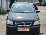 Opel Zafira 1.6 16V Comfort - Opel Zafira aus 2003