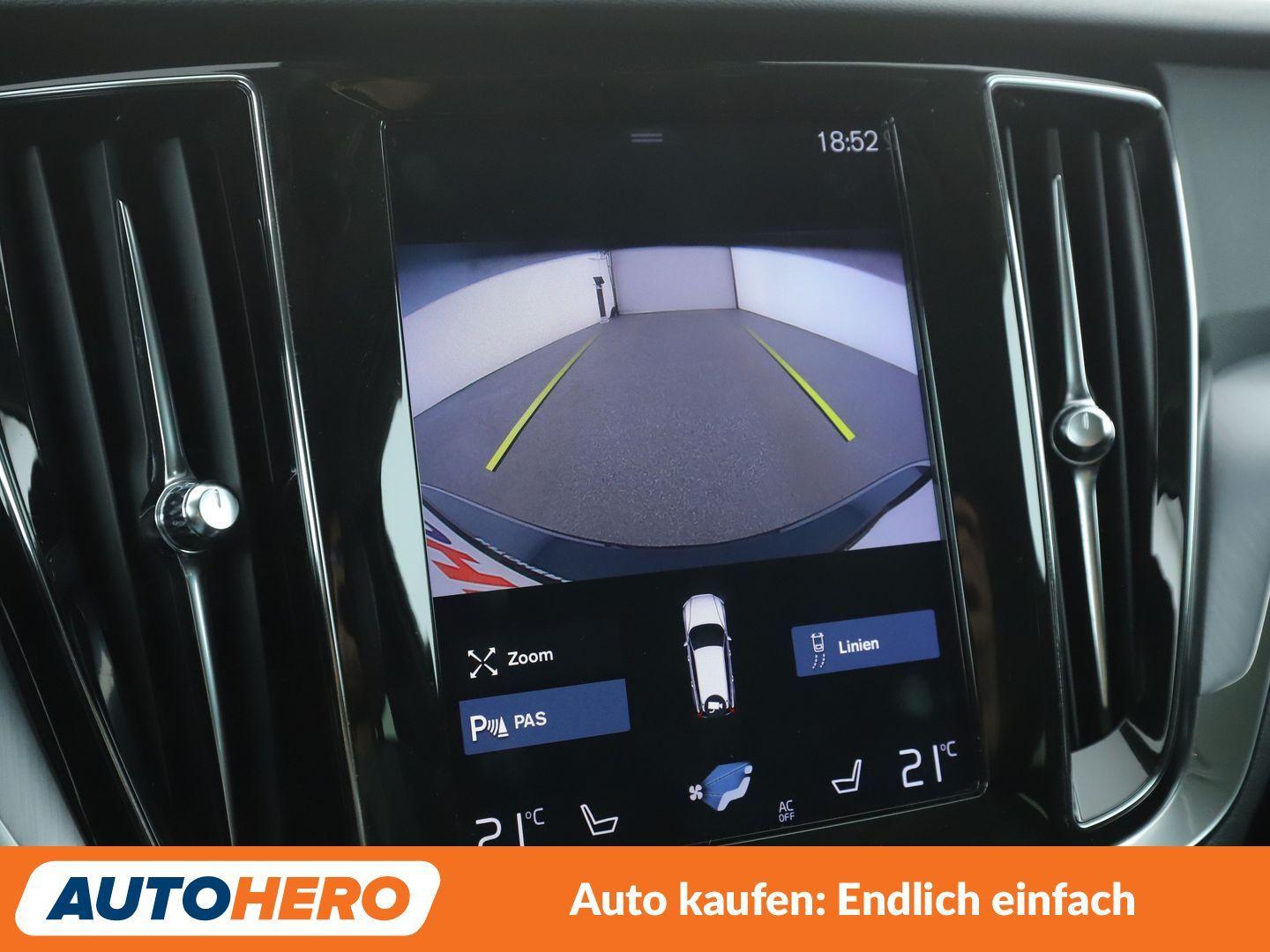 Volvo V60 2.0 T4 Momentum Pro Aut*NAVI*LED*TEMPO*PDC*