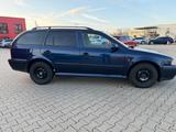 Skoda Octavia Combi 1.6 GLX*KLIMA*4x el.FENSTERHEBER*R - Skoda Octavia aus 2001