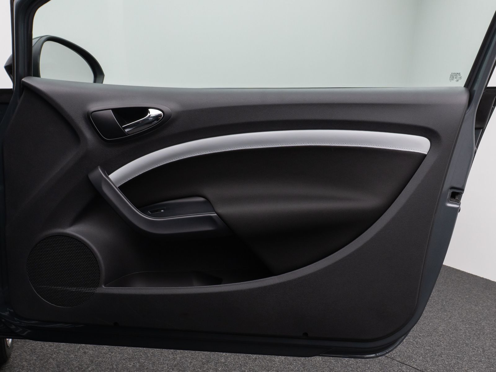 Fahrzeugabbildung SEAT Ibiza SC Cupra Bi-Xenon PDC 8Fach Tempomat Sport