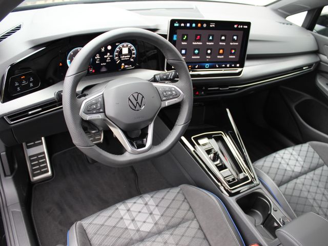 Golf VIII Variant 2,0 TDI R-Line NAVI*AHK*IQ.Lig