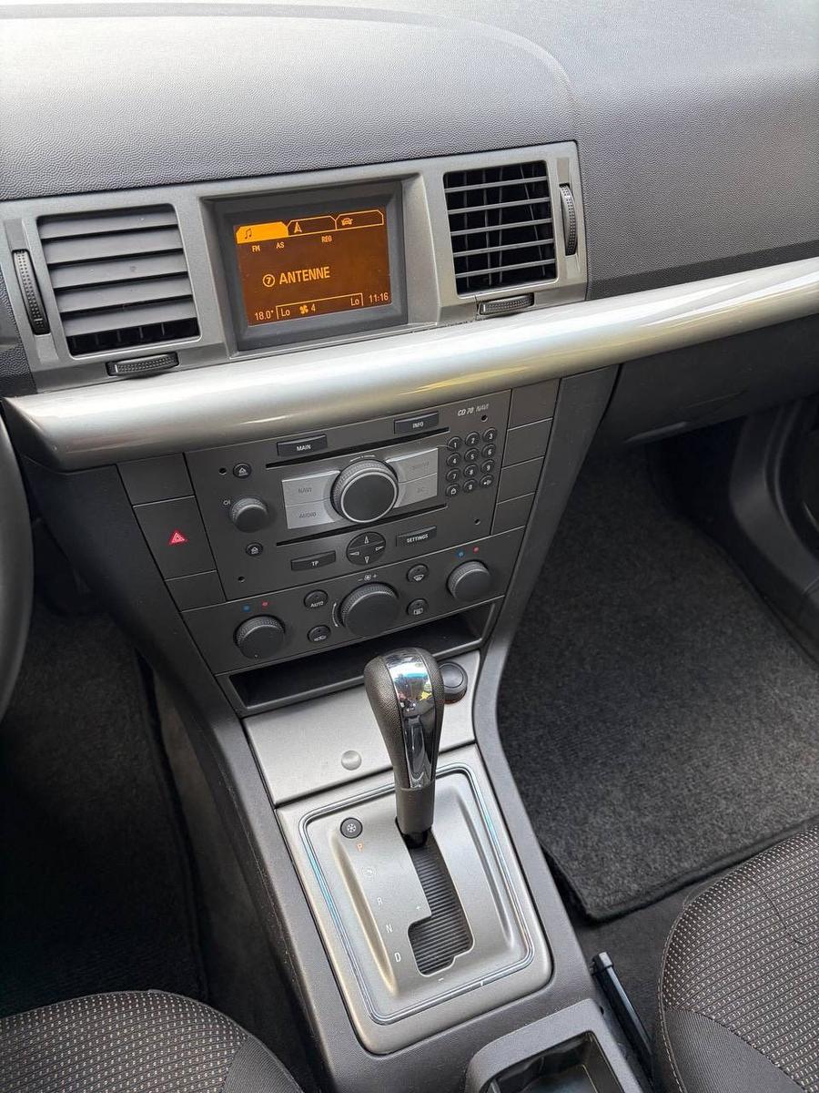 Opel Signum 2005 — photo 10