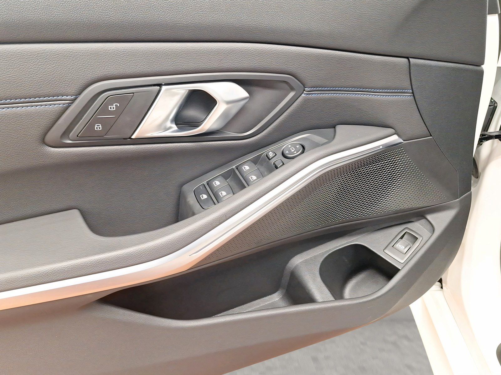 BMW 320 - Bild 16