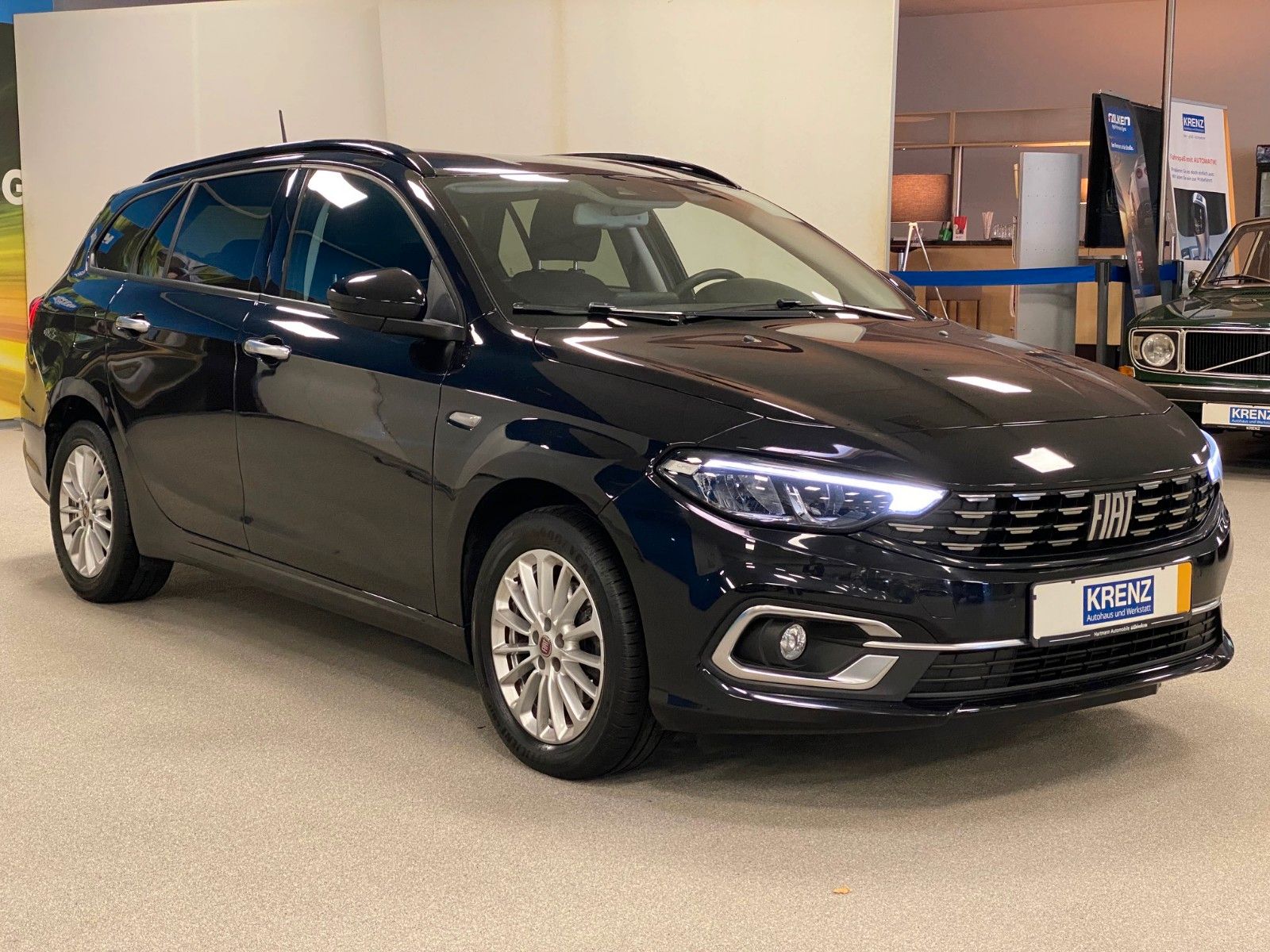 Fahrzeugabbildung Fiat Tipo 1.6 Multi Jet LIFE+NAVIAGATION+LED+KAMERA+