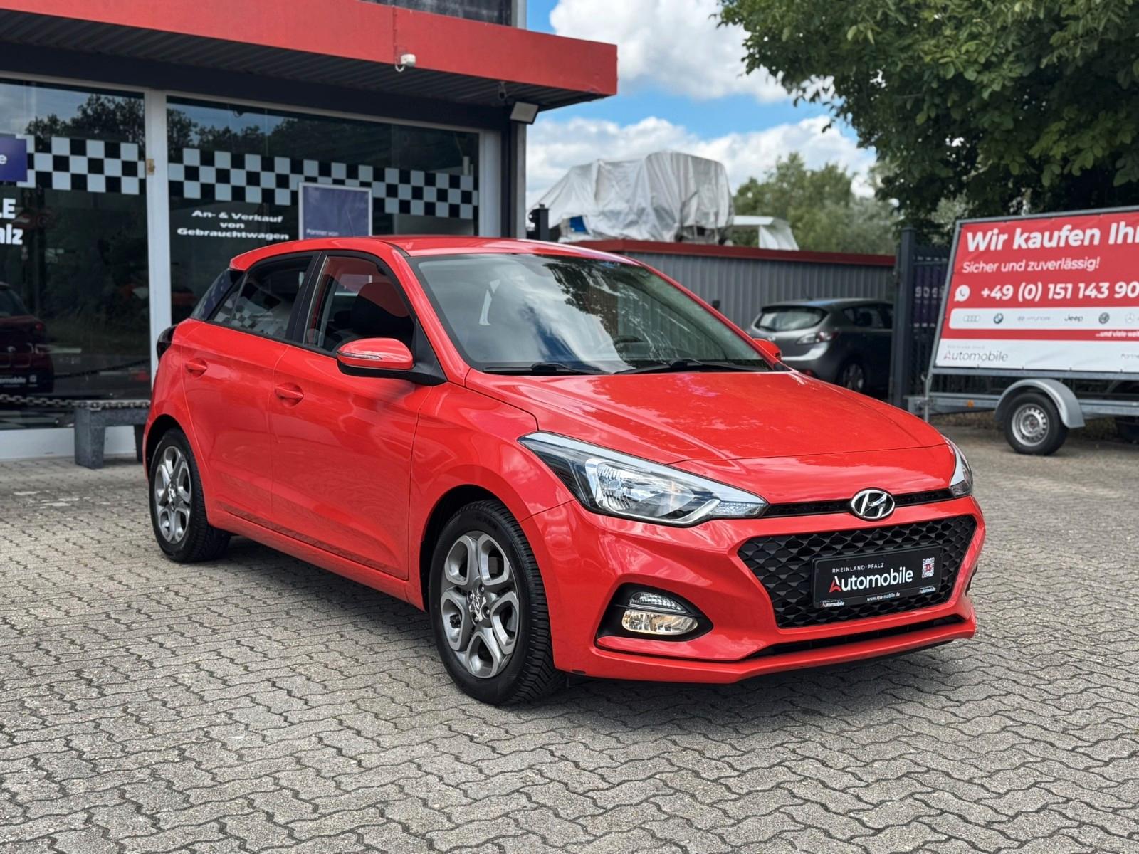 Hyundai i20 Trend/2.HAND/AUTOMATIK/KAMERA/SCHECKHFT/NAVI