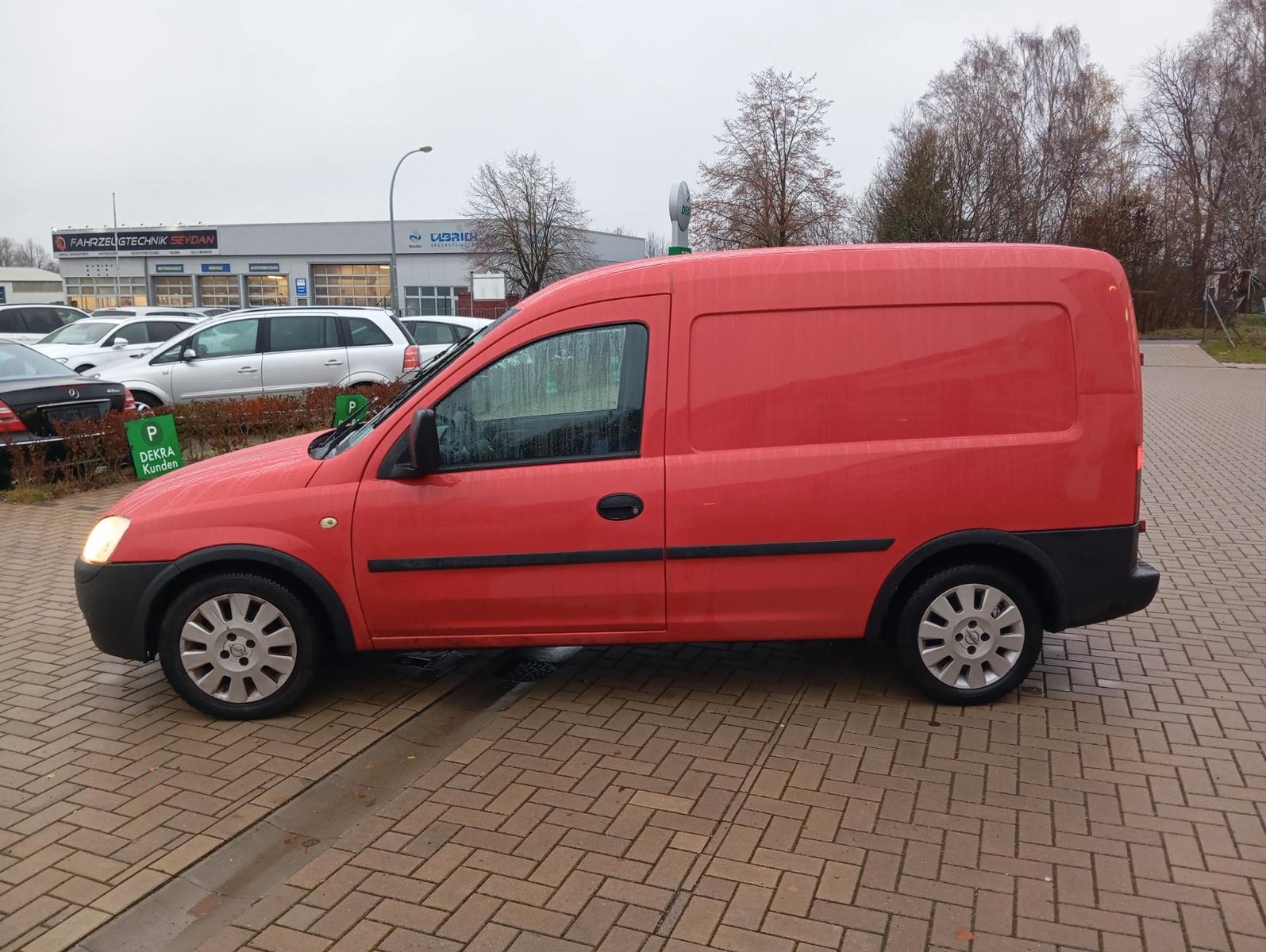 Opel Combo 1.3 CDTI ECOTEC Easytronic;Tüv bis 03.27
