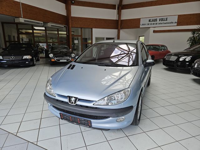 Peugeot 206 1.4 16V Schrägheck Klima 4-Türig Alu TÜV NEU