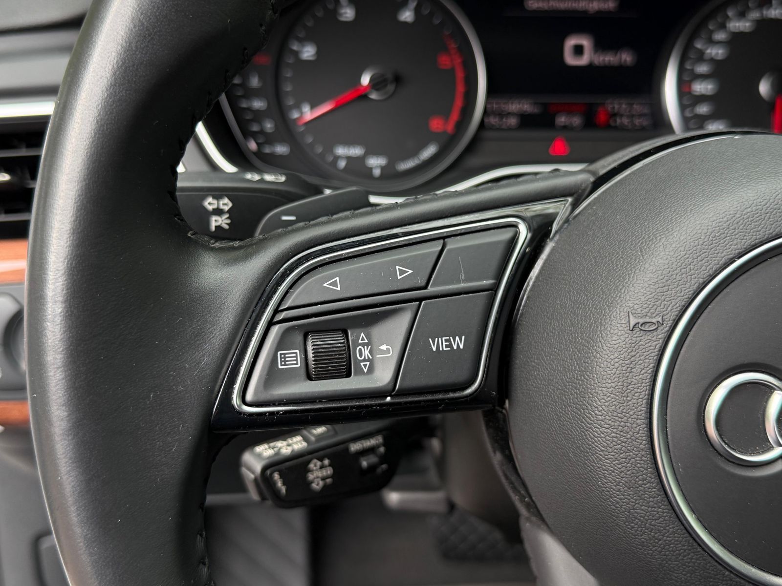 Fahrzeugabbildung Audi A5 Sportback 35 TDI S Line LED+NAV+ACC+SHZ+DAB+
